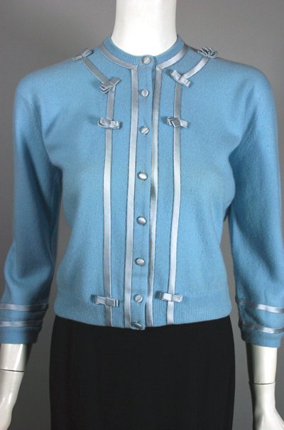 sw151-baby-blue-cashmere-cardigan-1950s-sweater-size-m-2.jpg